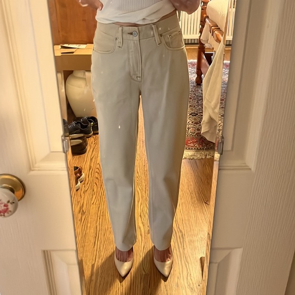 Good American Jeans - Picture 12 of 12